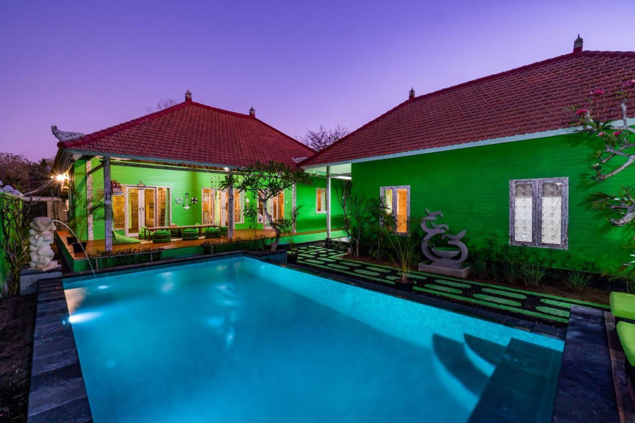 The Green Groves Hostel Nusa Lembongan  Exterior photo