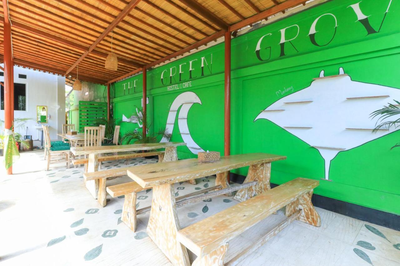 The Green Groves Hostel Nusa Lembongan  Exterior photo