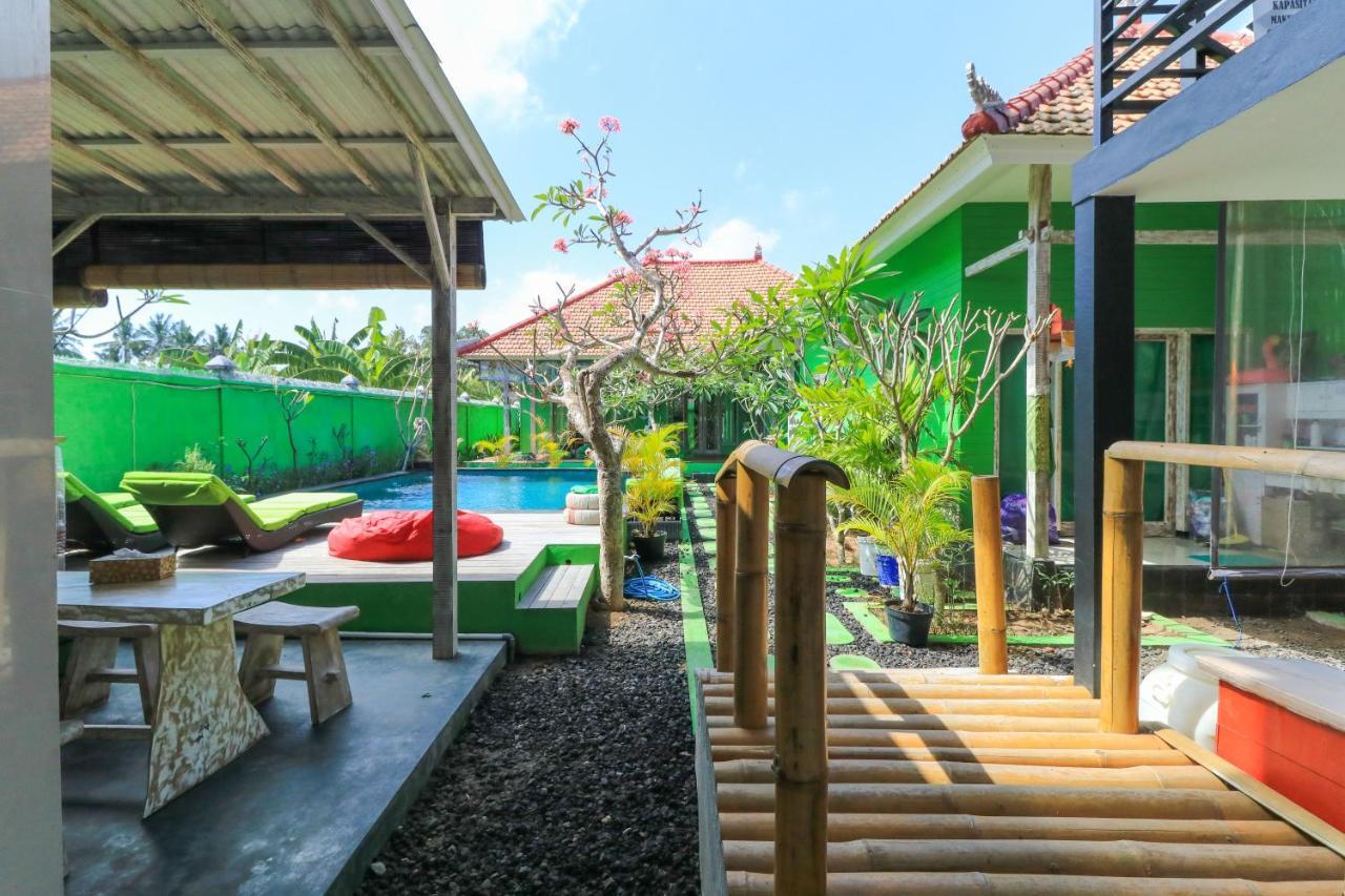 The Green Groves Hostel Nusa Lembongan  Exterior photo