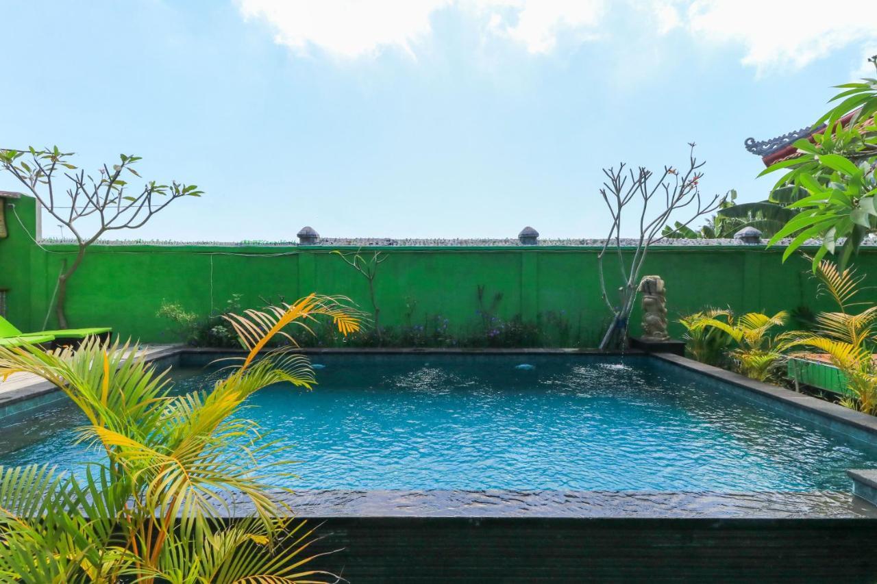 The Green Groves Hostel Nusa Lembongan  Exterior photo